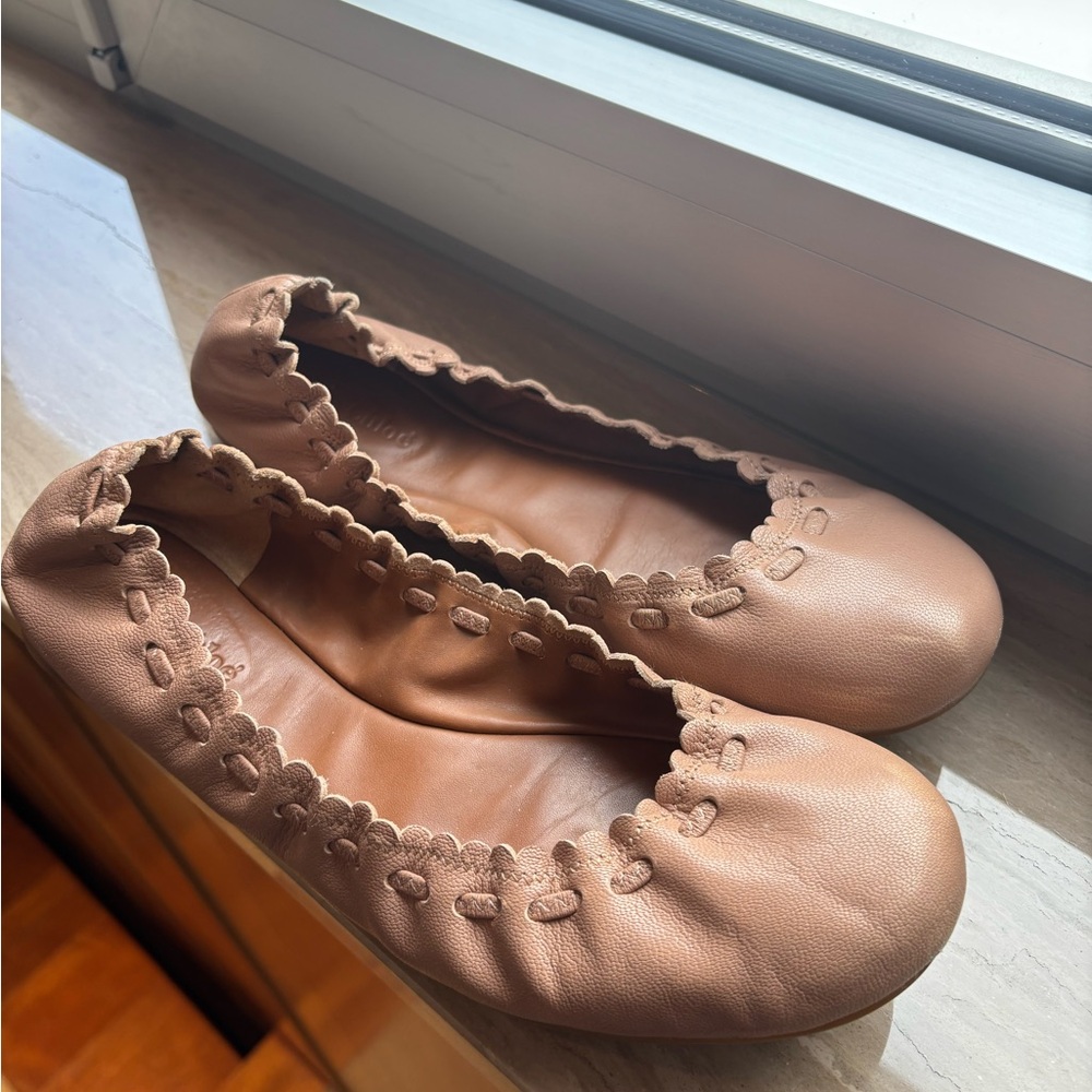 See by Chloe Jane Nude Scalloped Leather Flats